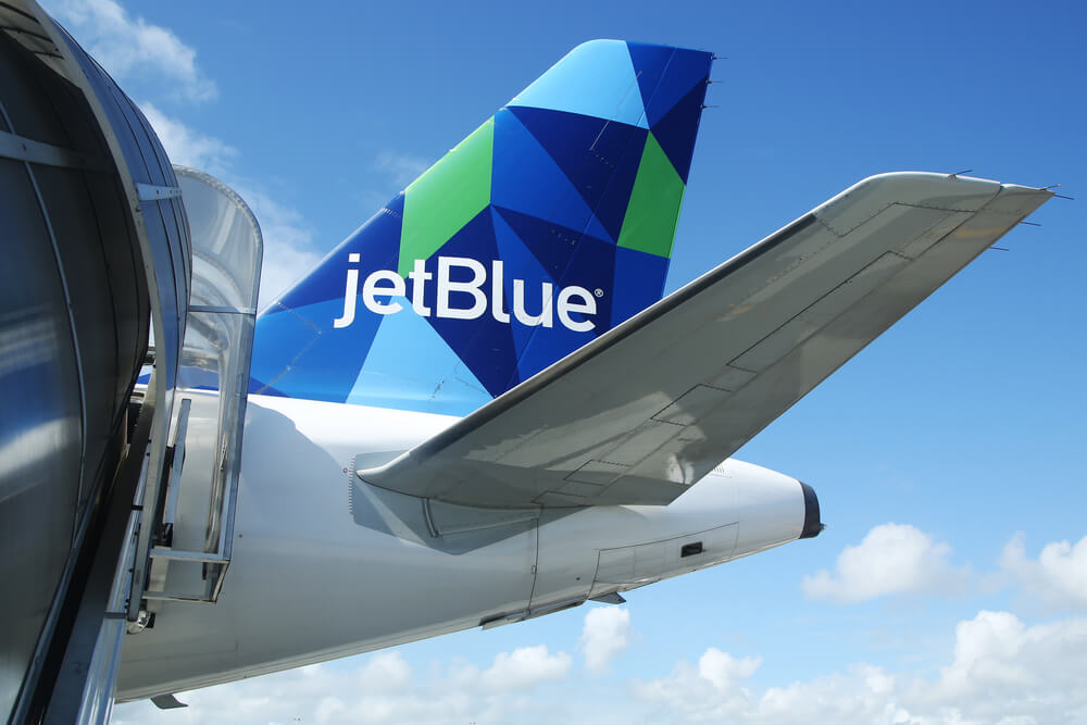 Jetblue Wins Agrees To Buy Spirit Airlines For 38 Billion In Cash