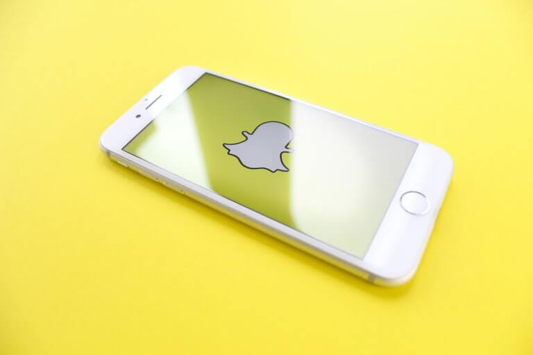 Snapchat Losing Advertiser Engagement: SNAP Q2 Preview