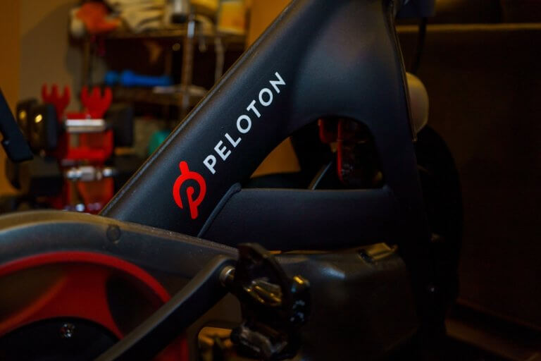 Peloton Stuck in Low Gear: Earnings Preview