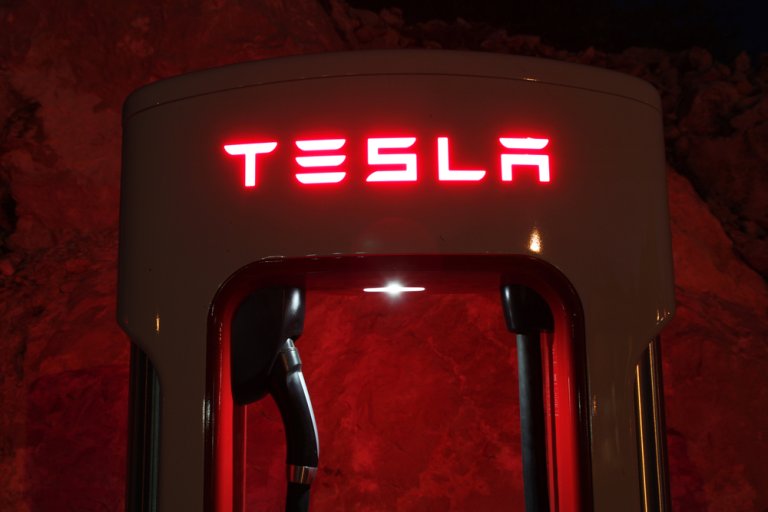 Tesla Price Cut Drives Strong Increase In Web Traffic