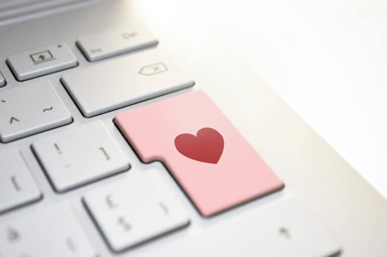 Online Dating Activity Down 14% on Apps, 22% on the Web